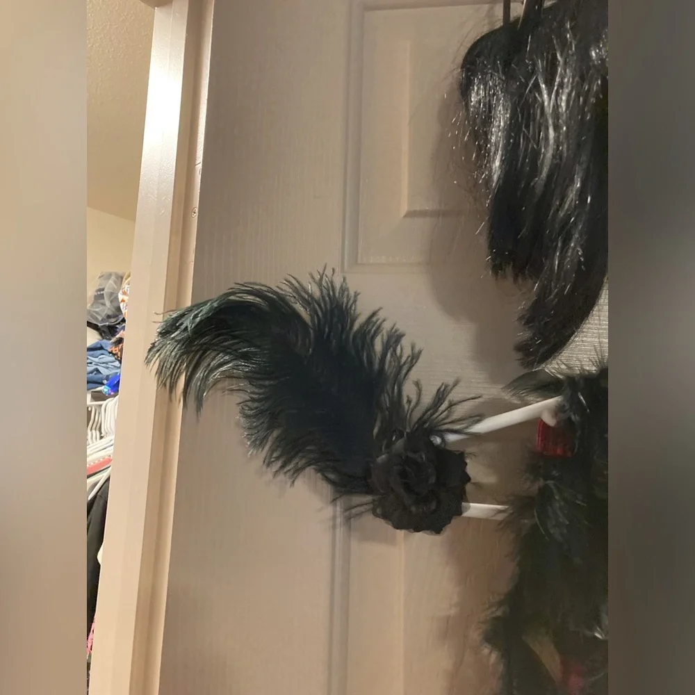 Woman’s 20’s flapper Halloween costume - Picture 6 of 6